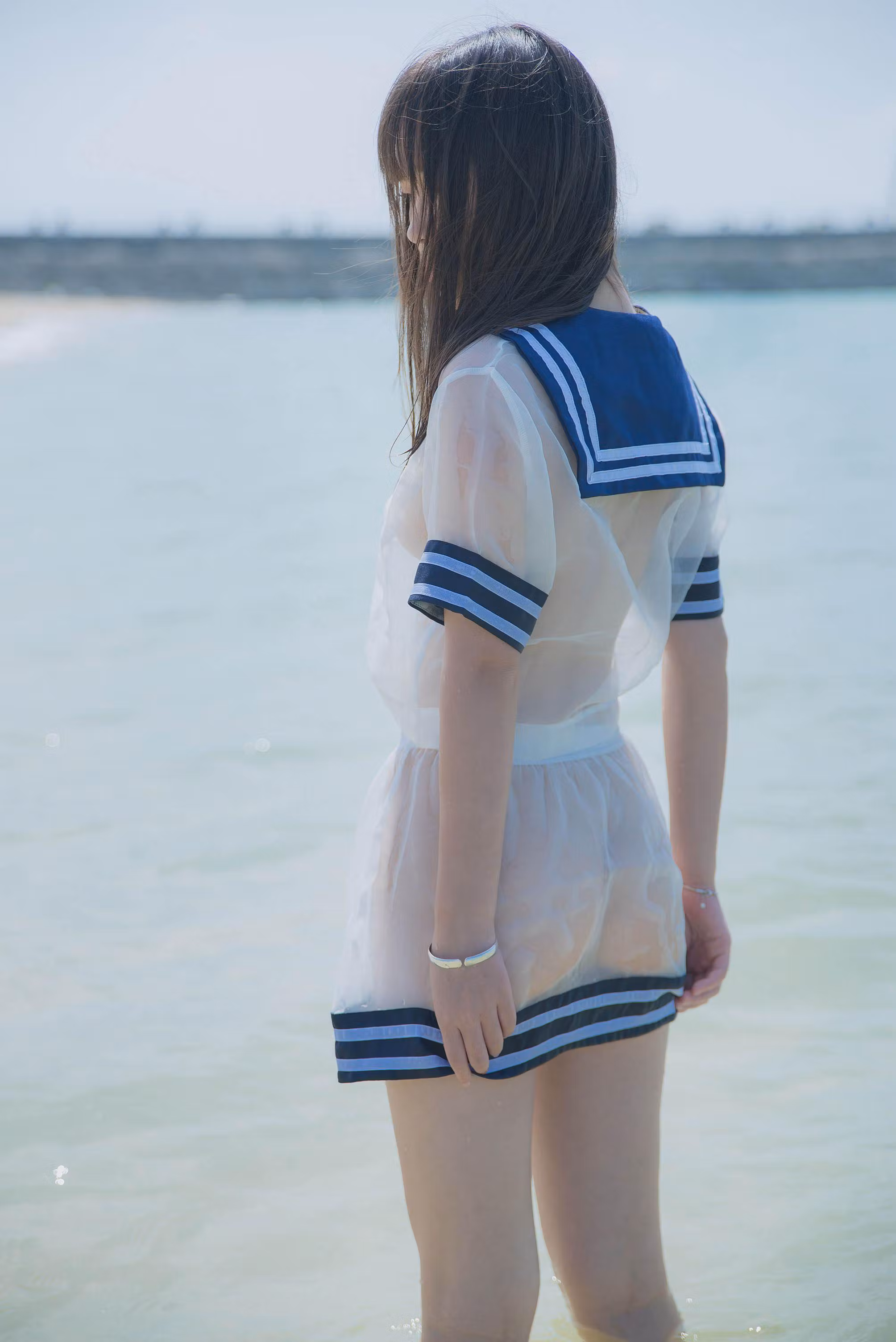 极品粉嫩美胸 71P海滩超清福利图集